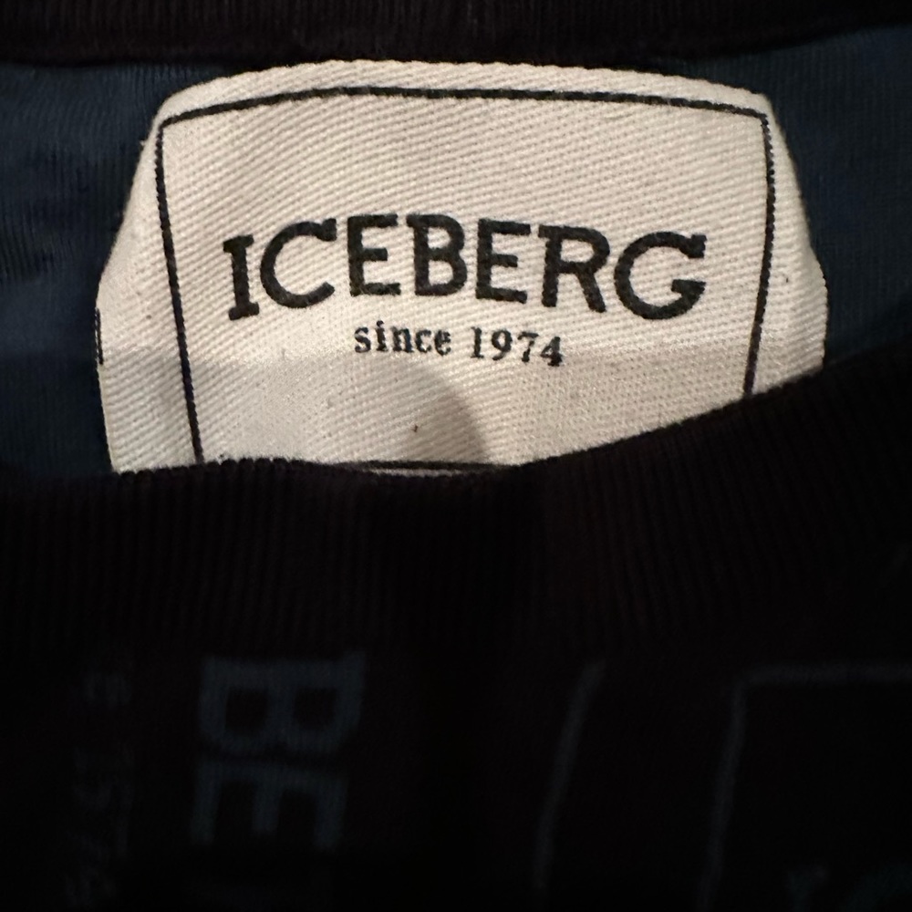 Iceberg Sweater - Picture 2 of 3